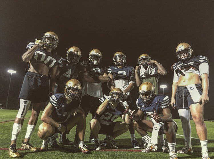 Came through drippin’ #seniorszn