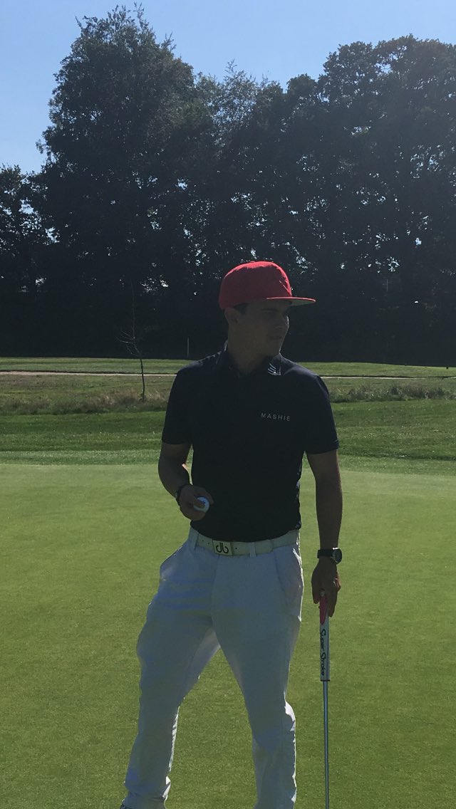 Bussy_123's tweet image. Great day at the @JamegaTour Pro-Am today at @RoyalAscotGC - Golf Course in amazing condition!
Also great to get the @banditgolfapp #Photoshoot done! Thanks to @oneputtlife @lloydigolf @jcharman1994 for all getting involved! #BanditGolf @SrixonGolf @positivebrian @wealthandtaxuk