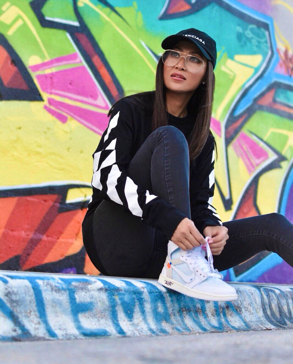 C. Stuck tweet media