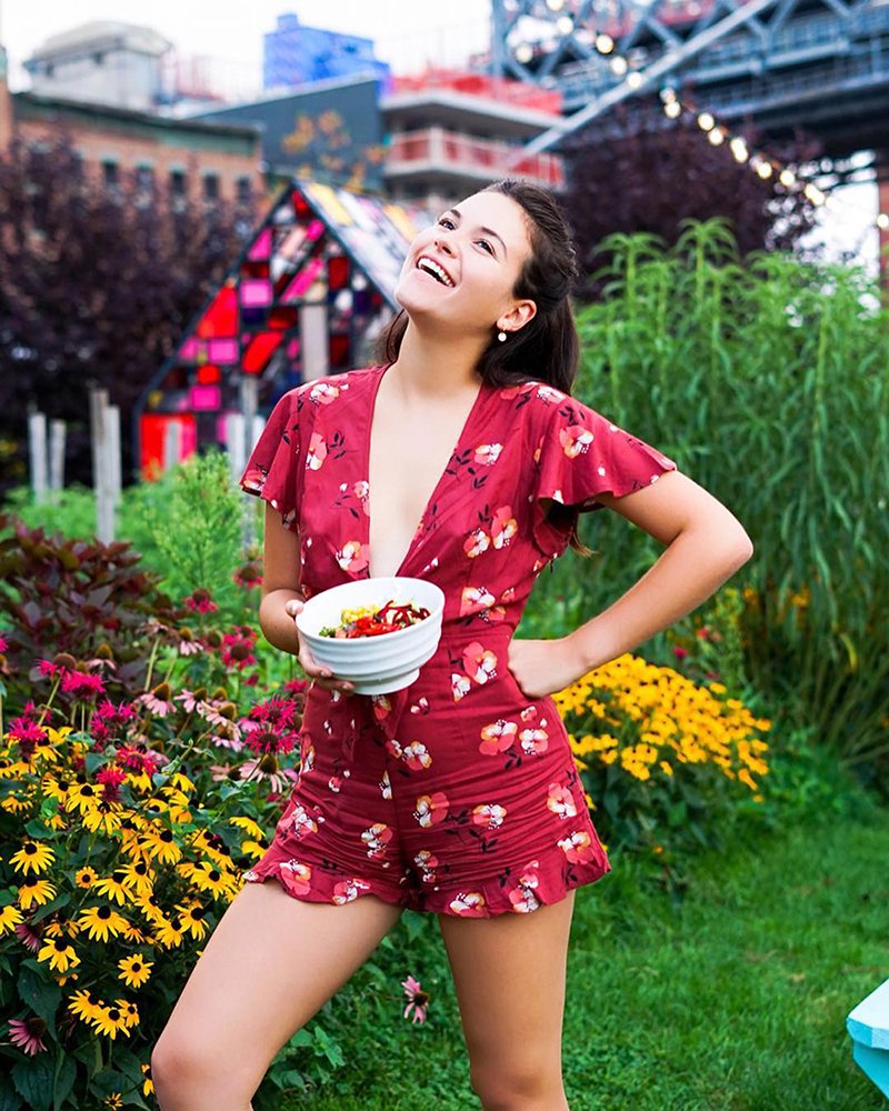 hgminigrow's tweet image. may your Labor Day be as colorful as 📸 iger : elenabesser 's colorful bowl (+ outfit) : all locations closed tomorrow #happyLDW