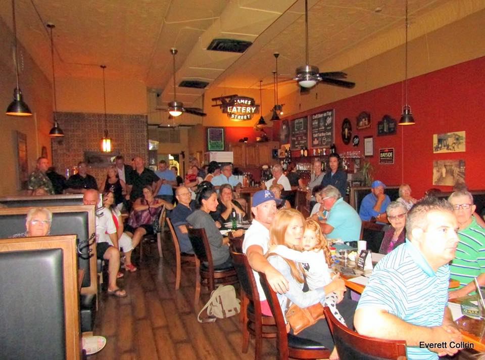 Project627's tweet image. It was an awesome time at the #Project627​ / @Aaron__Hall  Campaign Launch on Thursday at James Street Eatery in downtown #Wallaceburg​ 😁 Thanks to everyone for making the event a great success!