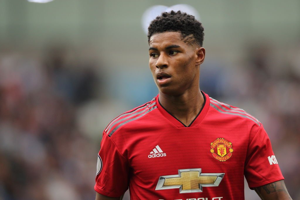 BBCSport's tweet photo. Red Card!

Marcus Rashford is sent off following a clash with Phil Bardsley.

Still Burnley 0-2 Man Utd... https://t.co/0Oj08PT1vf https://t.co/P4rRDil2PL