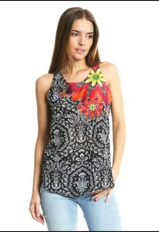 ModaLatina5's tweet image. Hermoso conjunto especial para él verano 👌