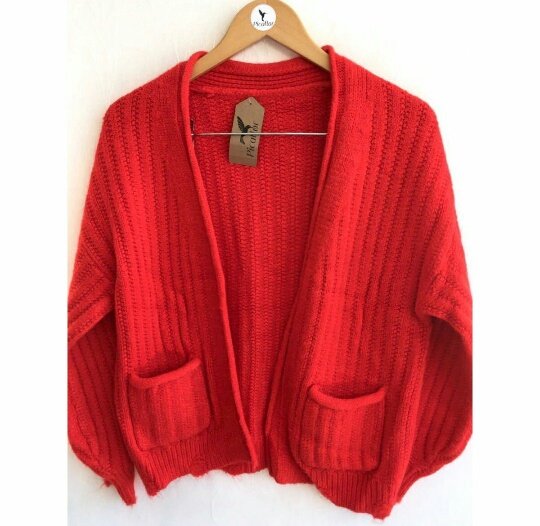 ModaLatina5's tweet image. Hermoso Chaleco Pola Conjunto bonito con jeans