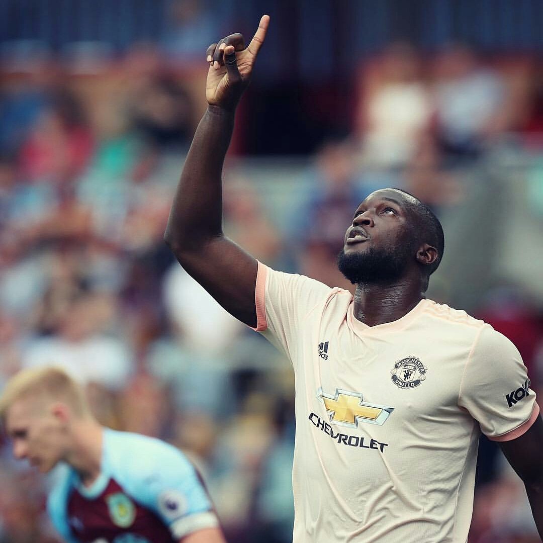 FT. Burnley 0-2 #MUFC
Goal : 35' 44' Lukaku