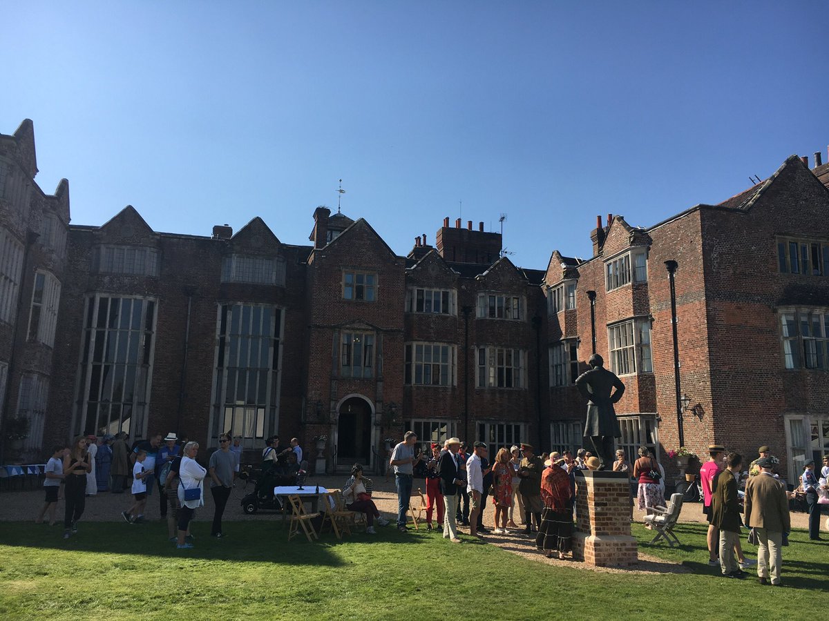 sussex_tours's tweet photo. Wonderful #WWI themed garden party at #DannyHouse, #Hurstpierpoint as part of the @hurstfestival, and included the unveiling of a statue of David Lloyd George, who stayed a Danny in 1918. #Sussex https://t.co/MNnIWhhfyD