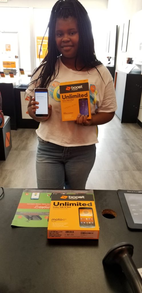 Wireless World tweet media