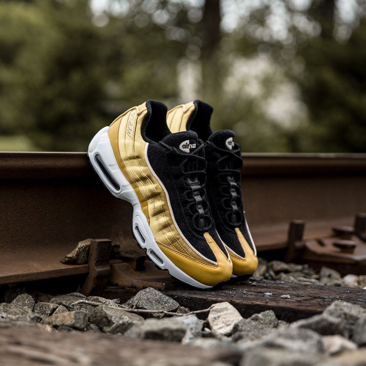 air max 95 wheat gold