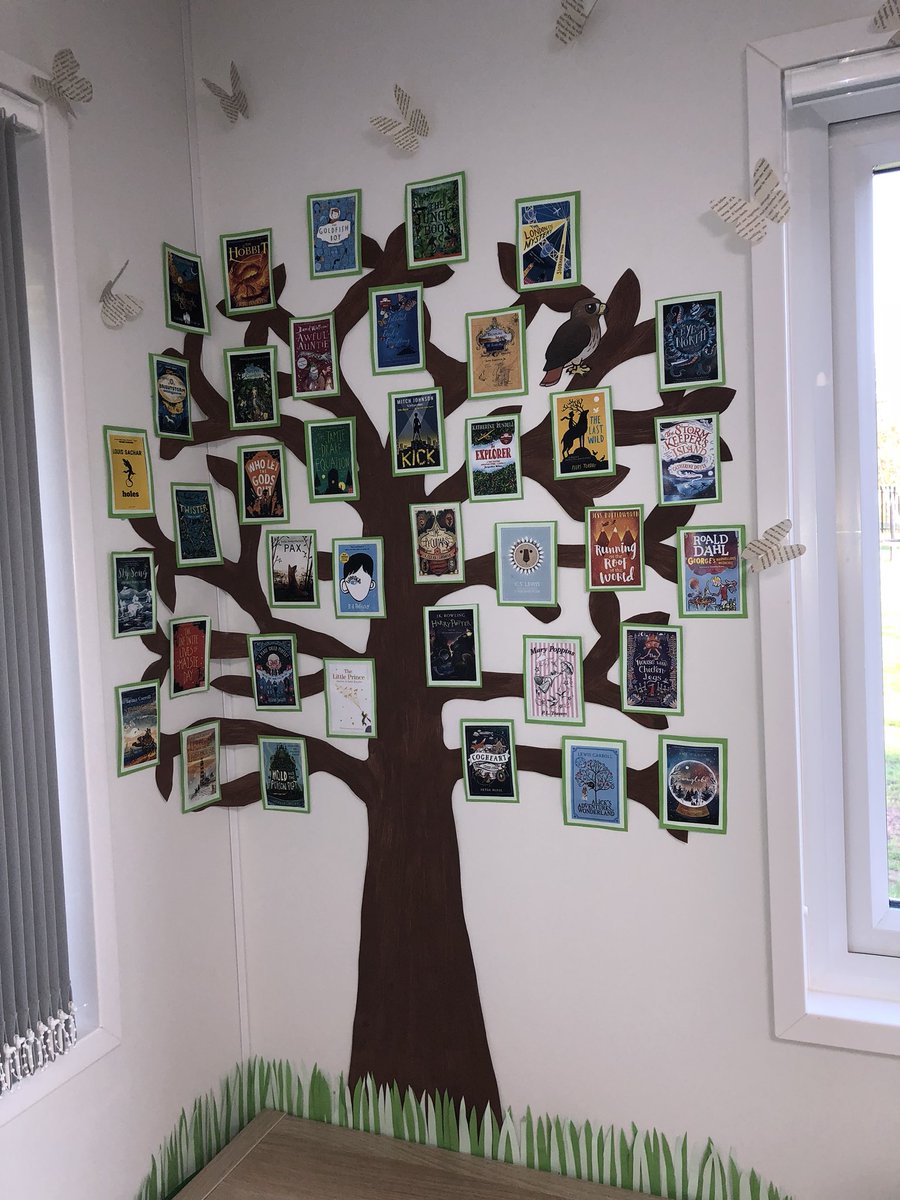 Finally finished the book corner 📚 I have another display with question types but this one’s just about #readingforpleasure ☺️ #readingrocks #bookcorner #year6