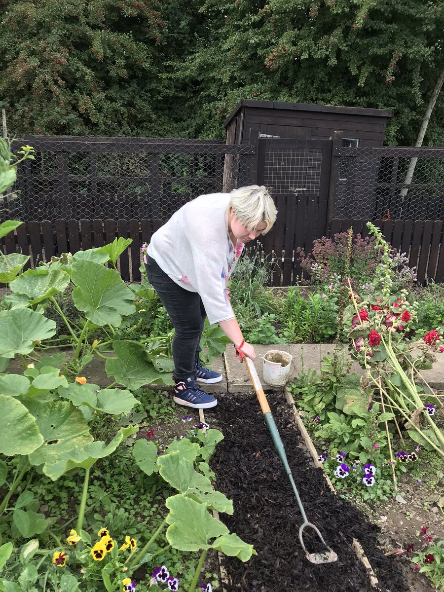 excinclusive's tweet photo. Using our #assets on our #community #allotment #lifeisbetterwithfriends #thegoodlife #abcd @DougiePurves check us out! https://t.co/JXS13dfhBa