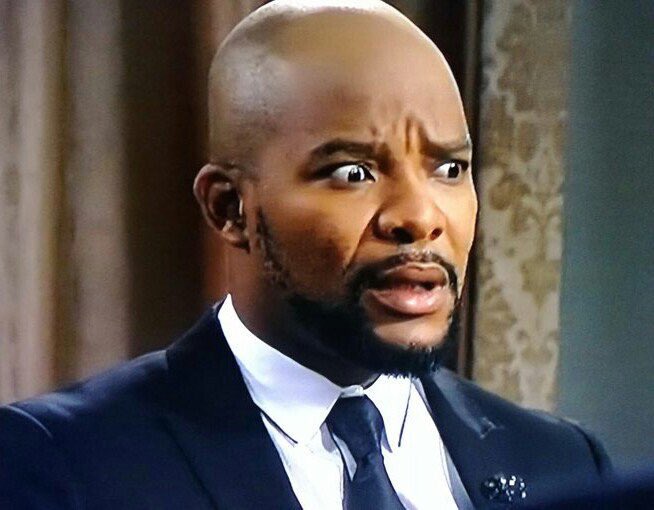PhilsnerDDI's tweet photo. Izolo ngizwe batshela omonye ukuth.. "Hlala Phasi Vans Yam Seyatjeka Yaybona" 😂😂😂 https://t.co/QvRlUzim60