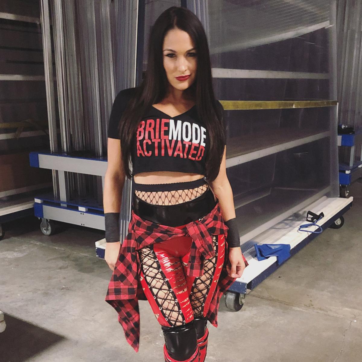 Hippest Hippie. |Not @BellaTwins.| tweet media