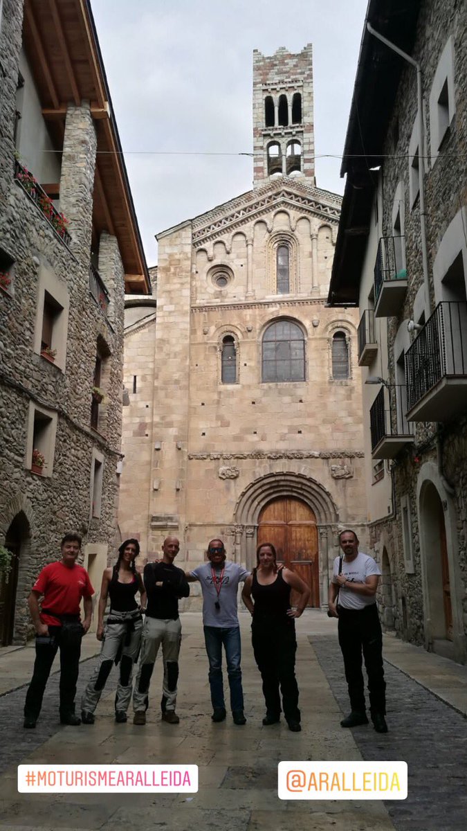 alturgelltur's tweet photo. Visita @laseumedieval i degustació de formatge @formatgesdelabadessa #moturismearalleida #rodibook2018 @aralleida @catalunyaexperience #alturgell https://t.co/ftKs3WQtyu
