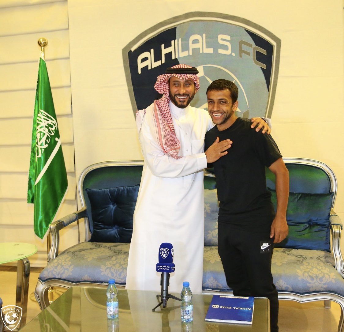 معلومات مُحرجة :
- الشلهوب حقق الدوري 7 مرات والنصر والاتحاد 8 مرات
- حقق الشلهوب كاس السوبر مرتين والنصر والاتحاد 0
- الشلهوب 5 بطولات اسيويه والنصر مره واحده فقط والاتحاد 3 مرات 
- حقق كاس ولي العهد 11 مرة أكثر من اي نادي سعودي اخر 
'
سؤال / للحين تقارن ناديك بالهلال ؟