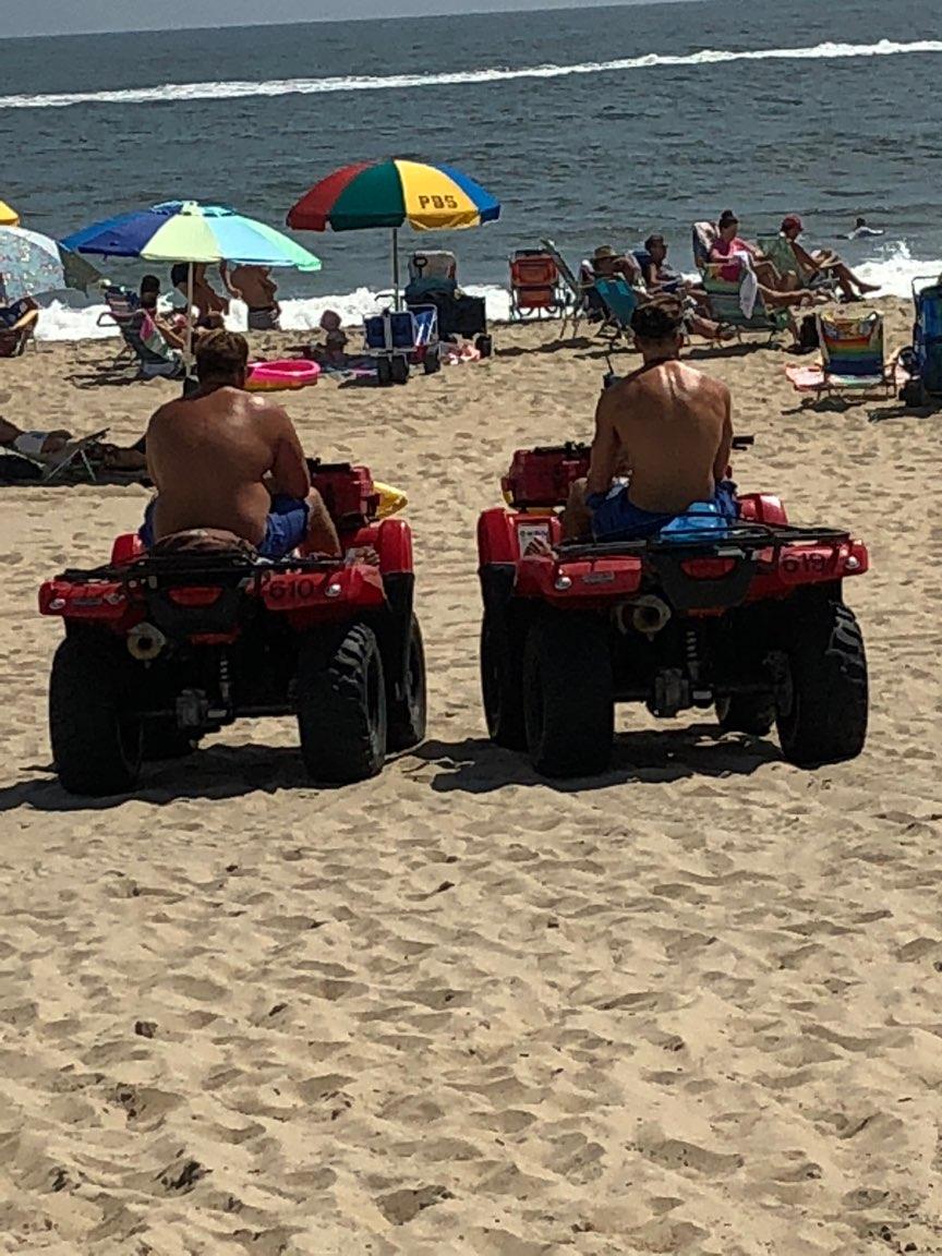 parnel1's tweet image. @Maxwell_House  #LaboronLaborDay  #Comtest  Keeping lives safe on the beach on Labor Day weekend