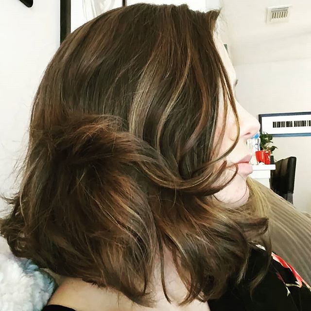 DawnielleCas's tweet image. I can&apos;t curl my hair to save my life. This will have to do. #thinhairproblems ift.tt/2MIG1qQ