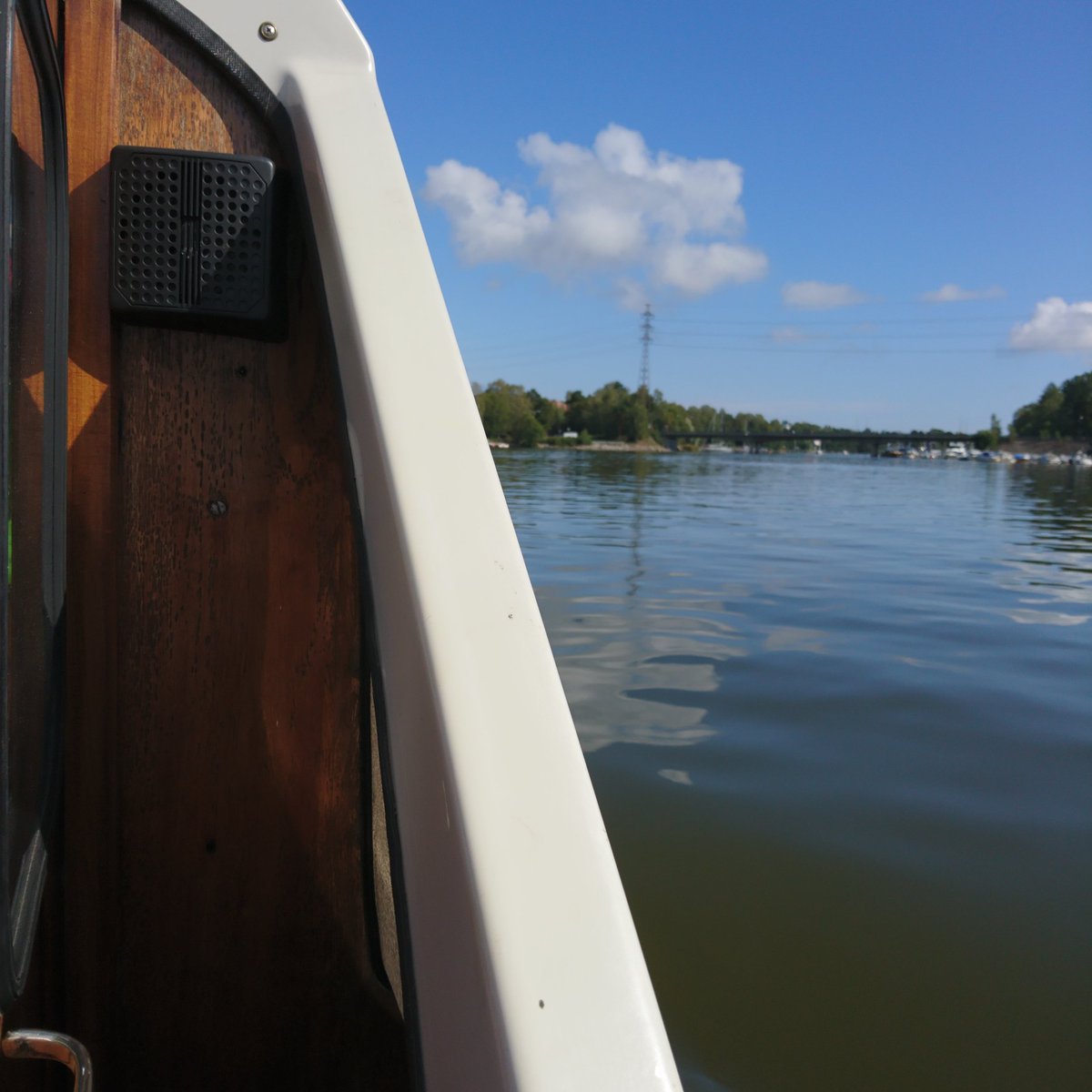 NooraMatikainen's tweet photo. Metime.. ❤️ #darkside #saaristo #helsinki #bdweekend https://t.co/Nxq6mLhjgn