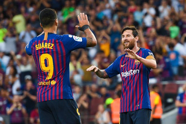 esportesAT's tweet photo. Com show de Messi e Suárez, Barcelona atropela o Huesca e faz 8 a 2 
https://t.co/liu6LWgmYm https://t.co/4ns48CNezL