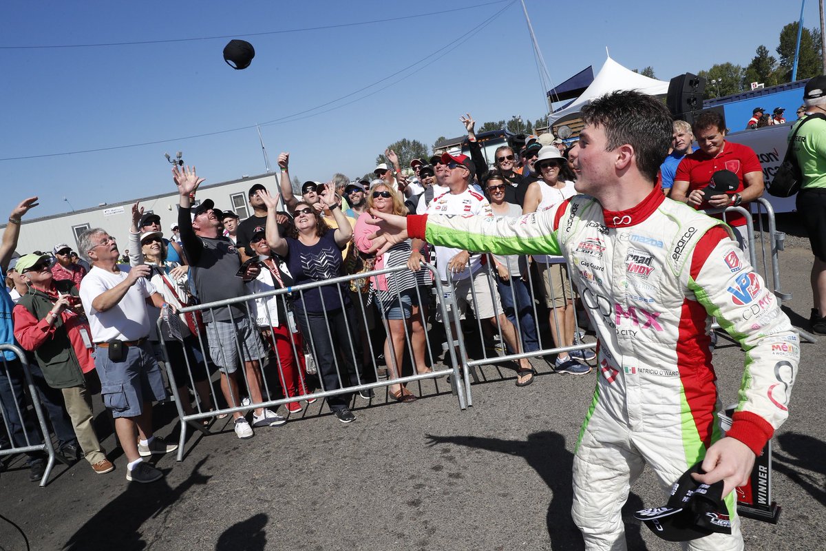 -9 poles
-9 wins
-367 laps led
-13 podiums
- 1 CHAMPIONSHIP

THANK YOU @FollowAndretti WHAT A YEAR🏆 #27 #IndyLights #CHAMPION #2018