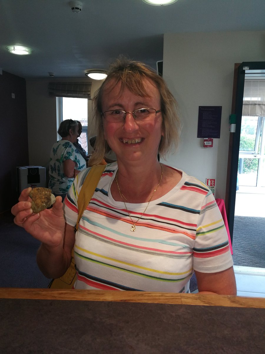 WOW, one of our lovely guests came back to thank me for my 'famous fossil guide' 😜 and this was her amazing find! I love sharing my knowledge. #appreciation #ammonite #tidmoorpoint #Dorset @PIWEYMOUTHSF <a href="/linfred462/">Mark Linnington</a> <a href="/RakeshMistry87/">Rakesh Mistry</a> <a href="/RikkiQuinlan/">RQPI</a> <a href="/SDEBDD/">simon ewins</a> <a href="/placemadebyyou/">A Place Made By You</a> @Pipulse1