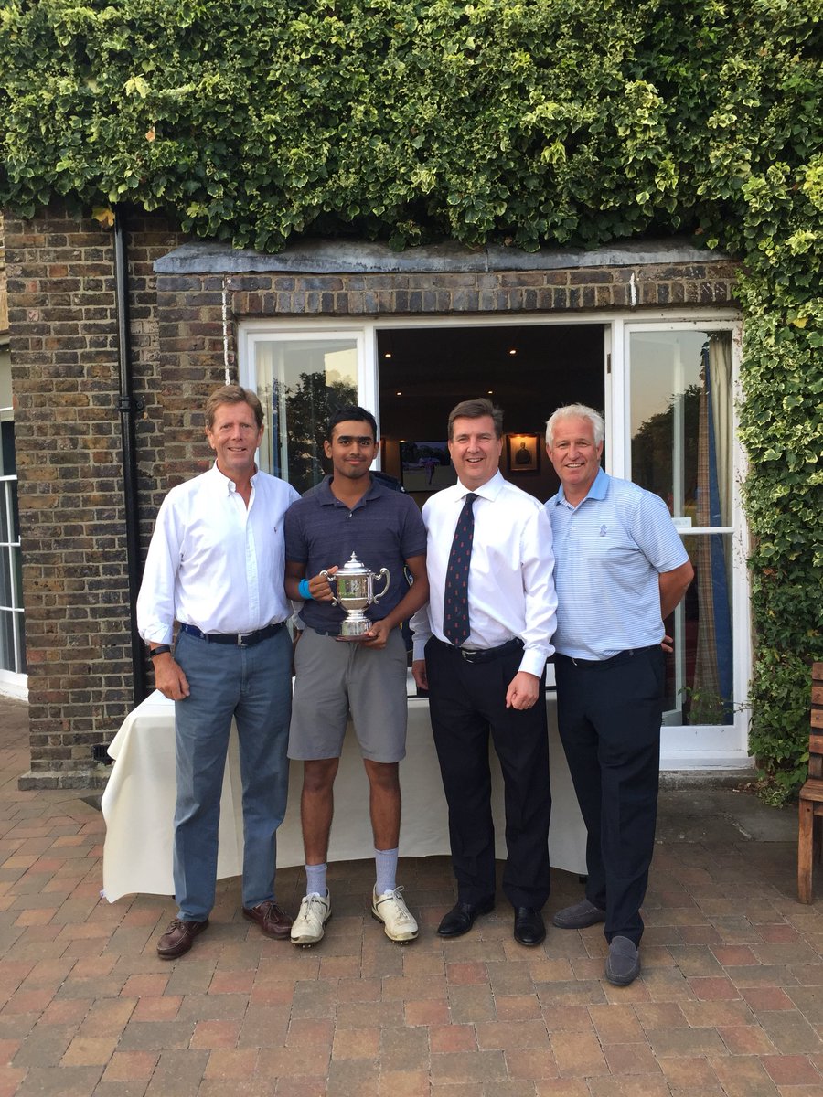 Amazing feeling to win the @royalwimbledon Men’s Open 2018 today. 13 birdies today meant I was always in with a chance 🐥
#SurreyGolf
#EnglandGolf
#Win
#Golf
#Birdies