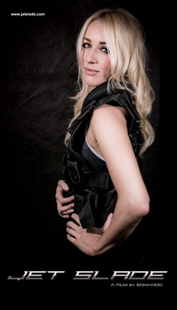 JetSlade's tweet image. Funky #ActionSequence edited together by director @Edmahoo from @JetSlade #RiseOfTheBlackHood #actorfocus @josiecaulfield
youtu.be/xF-I6LOaP38
Also features a short #BehindTheScenes look &amp;amp; a couple of #outtakes #womeninfilm #filmmaking #model #actorprofile #LovinLeeds #UK