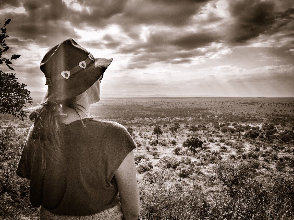 Seriancamp's tweet photo. We are so lucky at Serian that we have our very own walking area that leads us up the Oloololo escarpment to breathtaking views like this. Sit down, soak it up and savor that view, it’s worth the climb. #happysunday #walkingwild #travel #travelholic #bbcwildlife #walk #safari https://t.co/1N7YUKcq6N