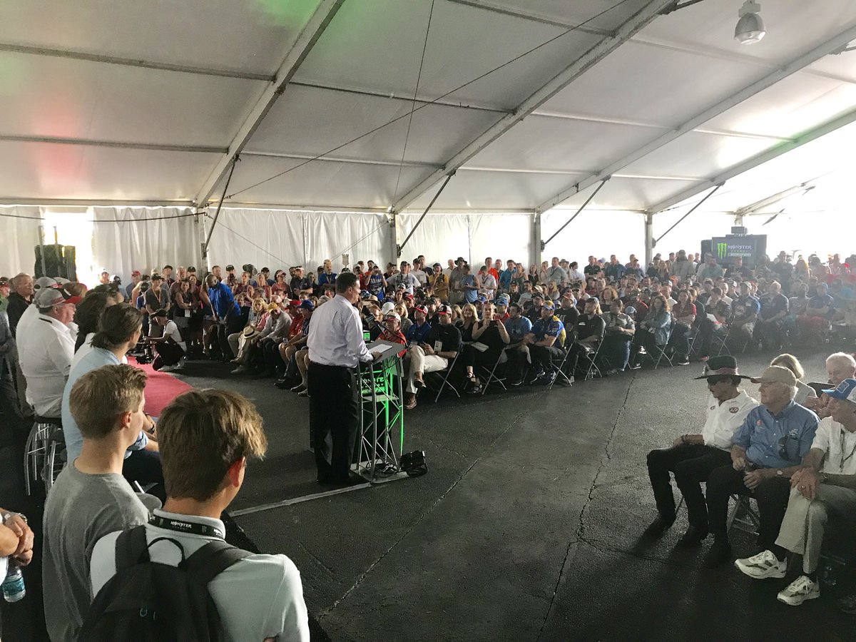 Driver Owner meeting at @TooToughToTame is underway #NASCARClassReunion #ThrowbackWeekend #NASCAR