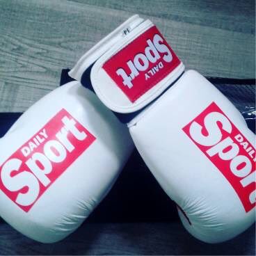 Lucky7Talent's tweet image. SOS please!!! Our Guy @Sean9pratt is apparently in the @Daily_Sport today can anyone get a copy or send the pictures to us please as tried all over Manchester, Macclesfield, Cheadle, Bolton &amp;amp; Stockport today to no avail!!! 👊🏽 #SundaySport #SeanPratt #RT