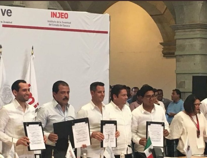 Por primera vez, el Estado de #Oaxaca es sede del Encuentro de Titulares de Juventud de las Entidades Federativas; con ello se fortalece y dignifica la postura juvenil, en coordinación @ImjuveMX a través del convenio. #JuventudesMx14,  @Injeo_GobOax @Gerardovel @alejandromurat