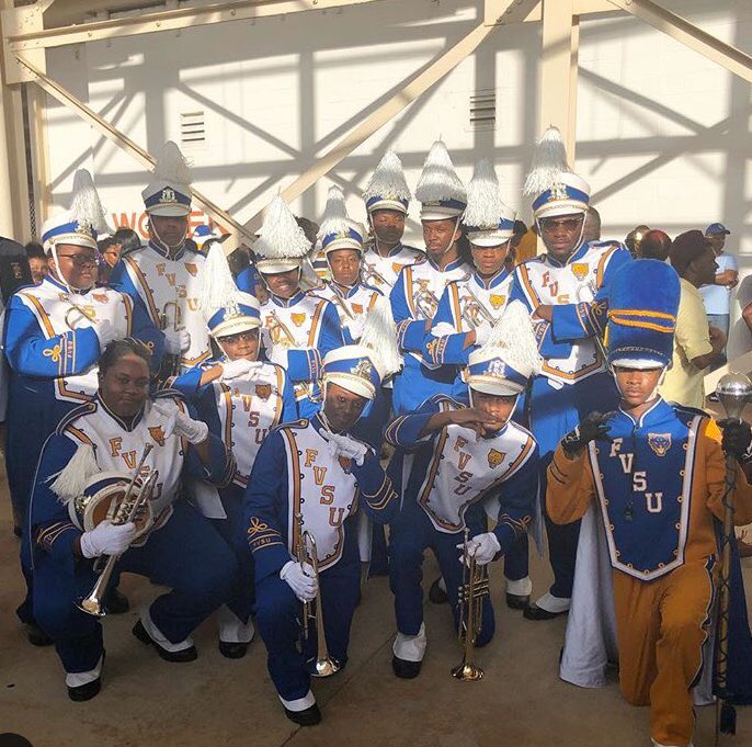 IceyHeart301's tweet photo. This how we rocking #BMMB #TRUMPTIGHT #FALL15 #FALL16 #FALL17 #WEINTHISBIT #YALLGONEHAVETOREPORTME #๐ #FOREVERFAM #BETAMU #FAMUvzFVSU #SeniorYearSzn https://t.co/4bdQVDqoor