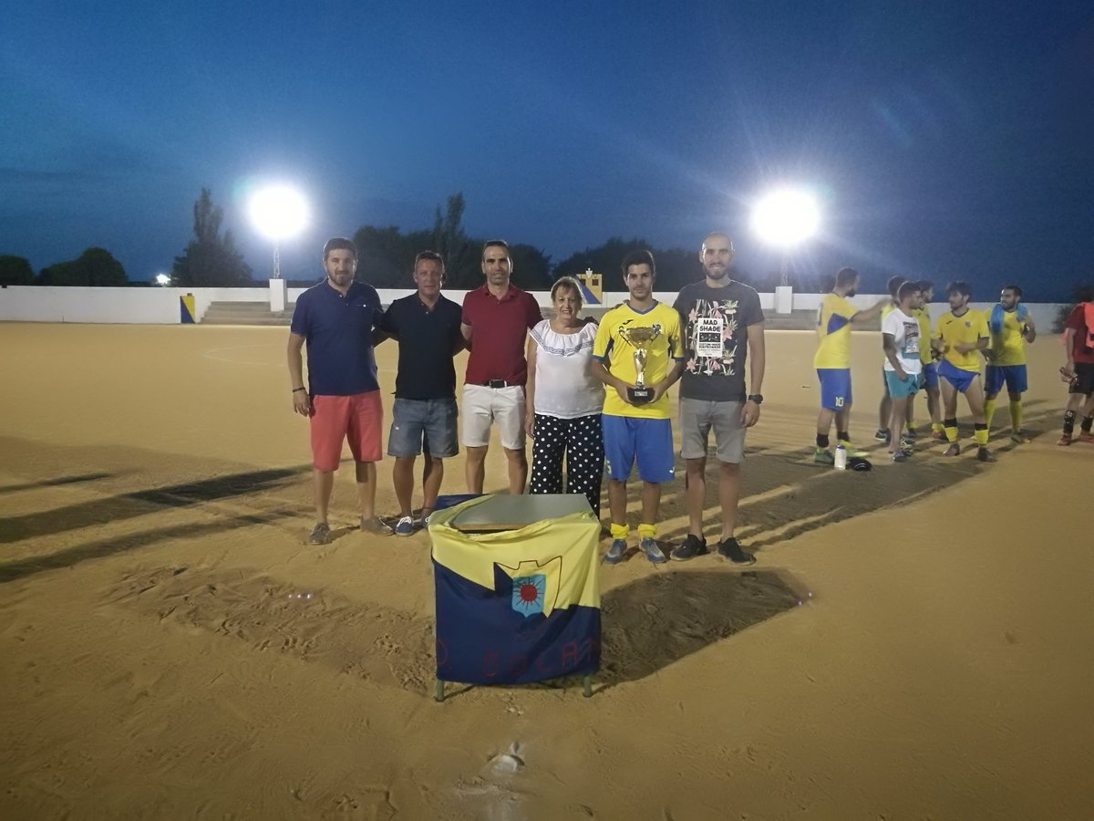 SolanaEMD's tweet photo. Victoria del equipo en el Memorial Antonio Trigo.

@SolanaEMD 1 (@ManuelAlbarca)
EF Puebla 0 https://t.co/aivYnZvMky