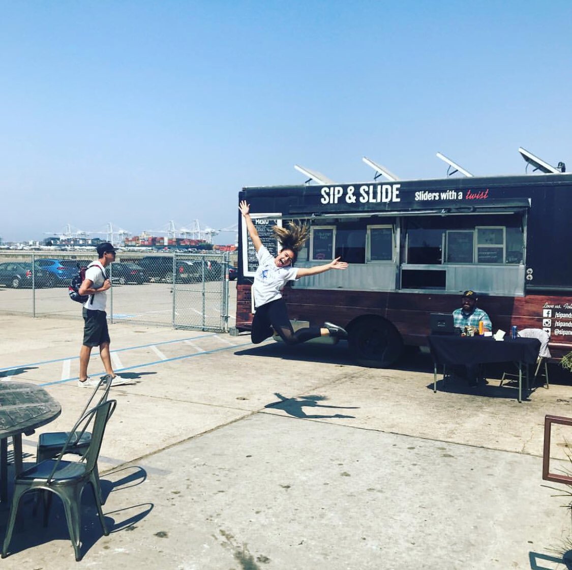 SipandSlideSF's tweet photo. Our girl @kiarabreannee bringing some energy to the truck today! Come play!!!! We will be here all day 😜🙈💥☀️🍔🍟🥨🥗🍺 https://t.co/G23EIVbgc5