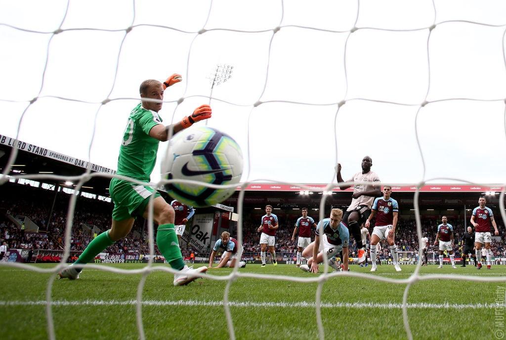 ManUtd's tweet photo. Pick that out! ⚽
Watch the goals from #MUFC's victory at Burnley on the Official Manchester United App now!
Download for free: https://t.co/3CI3cF34rs https://t.co/j7czDCzwFQ
