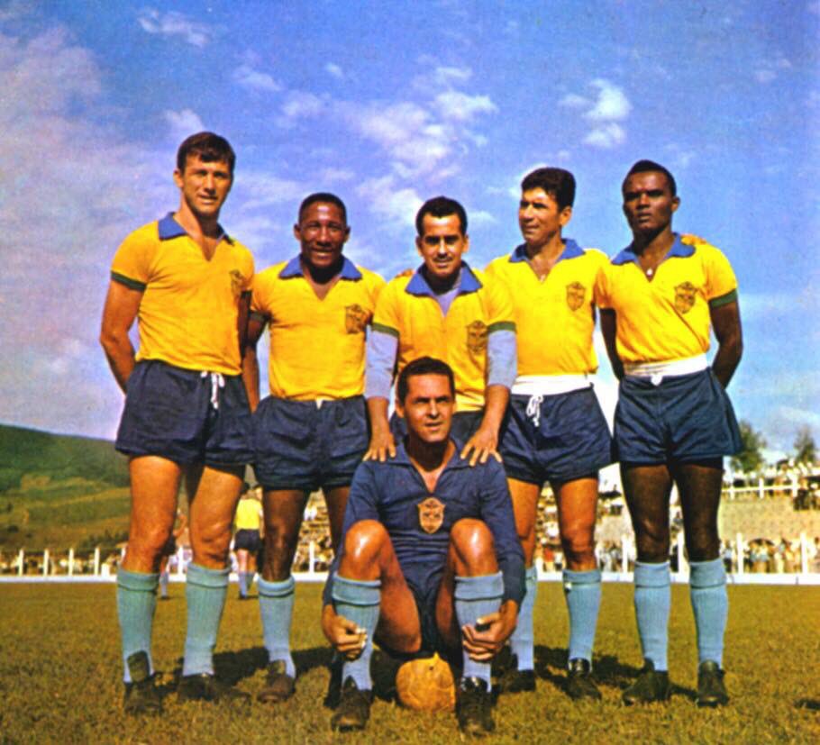 OldFootball11's tweet photo. #Brazil 1962: #HilderaldoBellini #DjalmaSantos #Zito #NiltonSantos #Zozimo and #Gilmar
Crédits: Divulgação / CBF https://t.co/qd4OdTaRPP