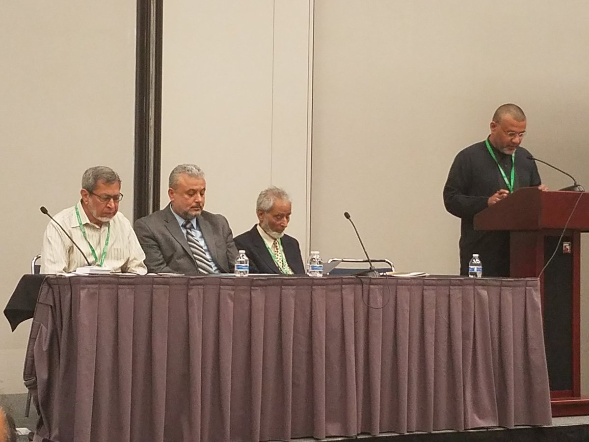 ISNA President Azhar Azeez welcomed and installs the newly elected officers #ISNA2018