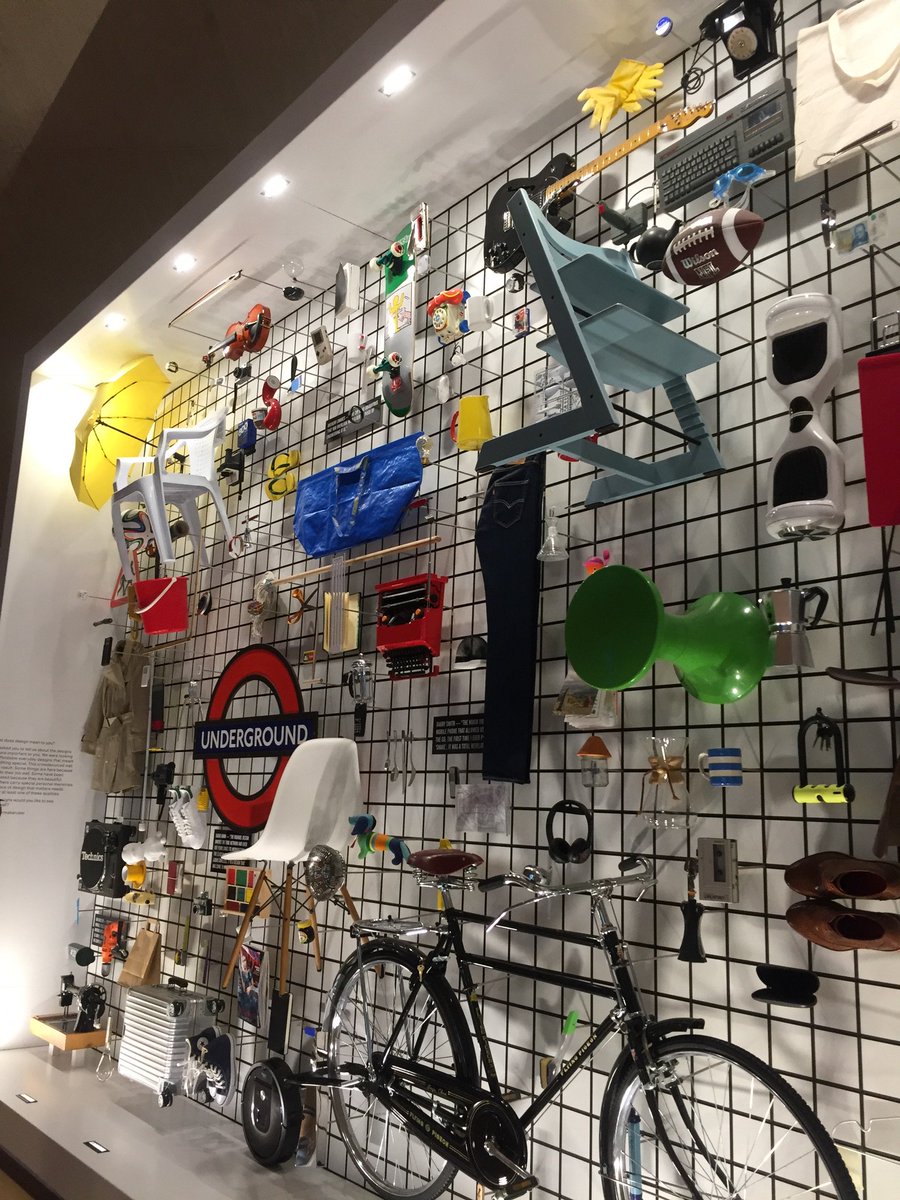 gaurikangai's tweet photo. Ran across London and ended up at the @DesignMuseum ππ½#endofrouteπ https://t.co/jDdUk9I7at