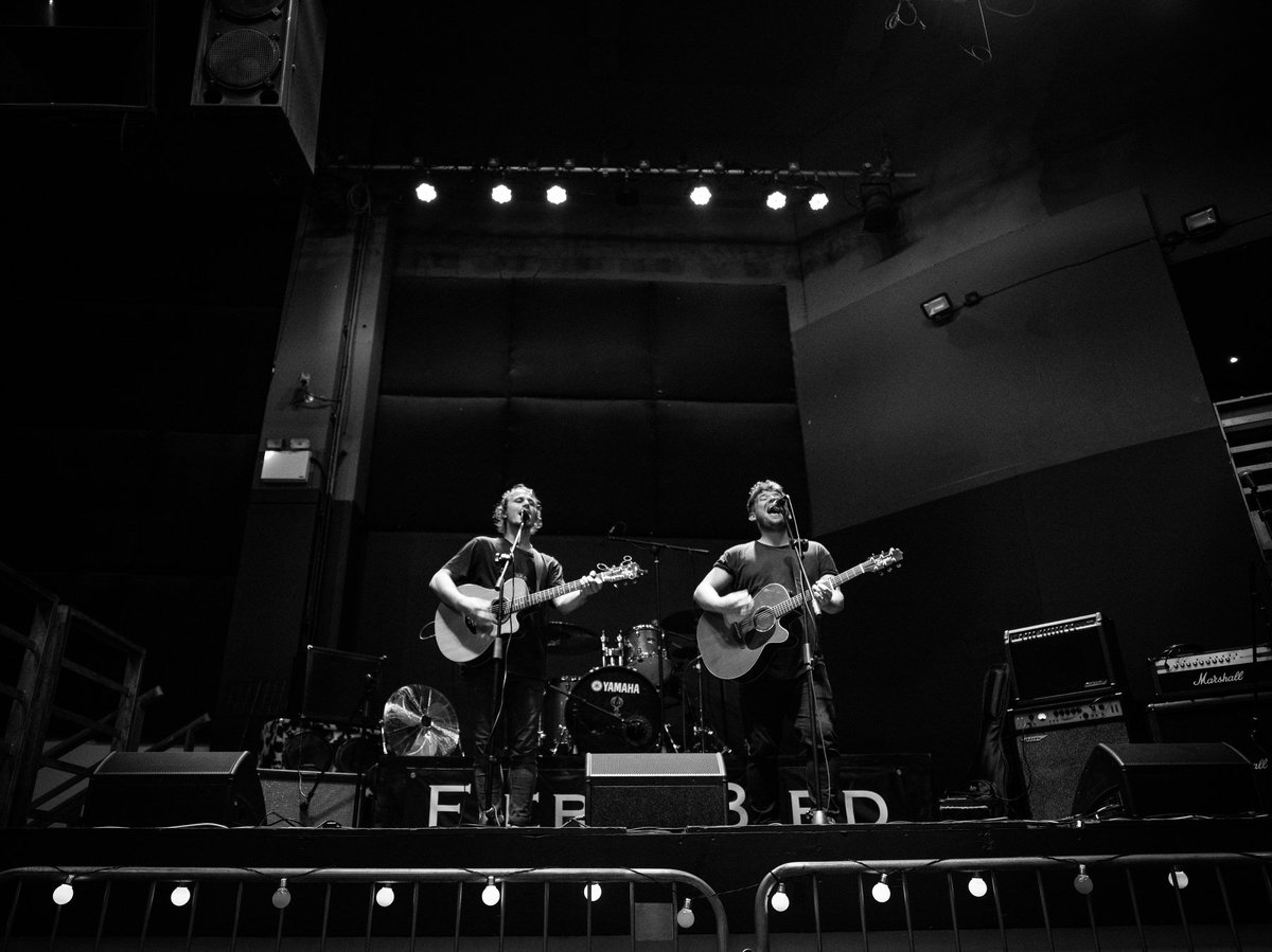 Another few snaps from last Tuesday's show at the fireybird venue in Woking. 
Thanks to Adam Cook for the snaps.