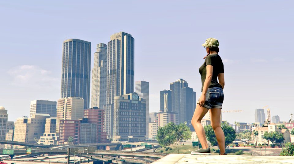 JessicaTylerGTA's tweet photo. It can get crazy here sometimes, but this is home and i love it. #LSGirl https://t.co/yNYwUbtT9z