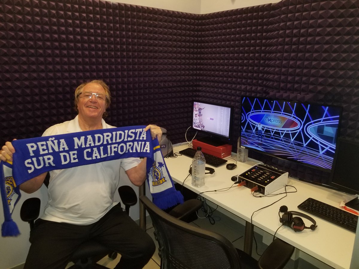Xian_D_Paredes's tweet photo. Thank you so much to Mr. @RayHudson for inviting me to the @beINSPORTSUSA studios today. It was amazing to see the gang again after 5 yrs.
It is our pleasure to welcome you as the newest Honorary Member of Peña @RmSurCalifornia! MAGISTERIAL! 🎩 #HalaMadridynadamás #beINSPORTSTour https://t.co/HAfr2NxiSZ