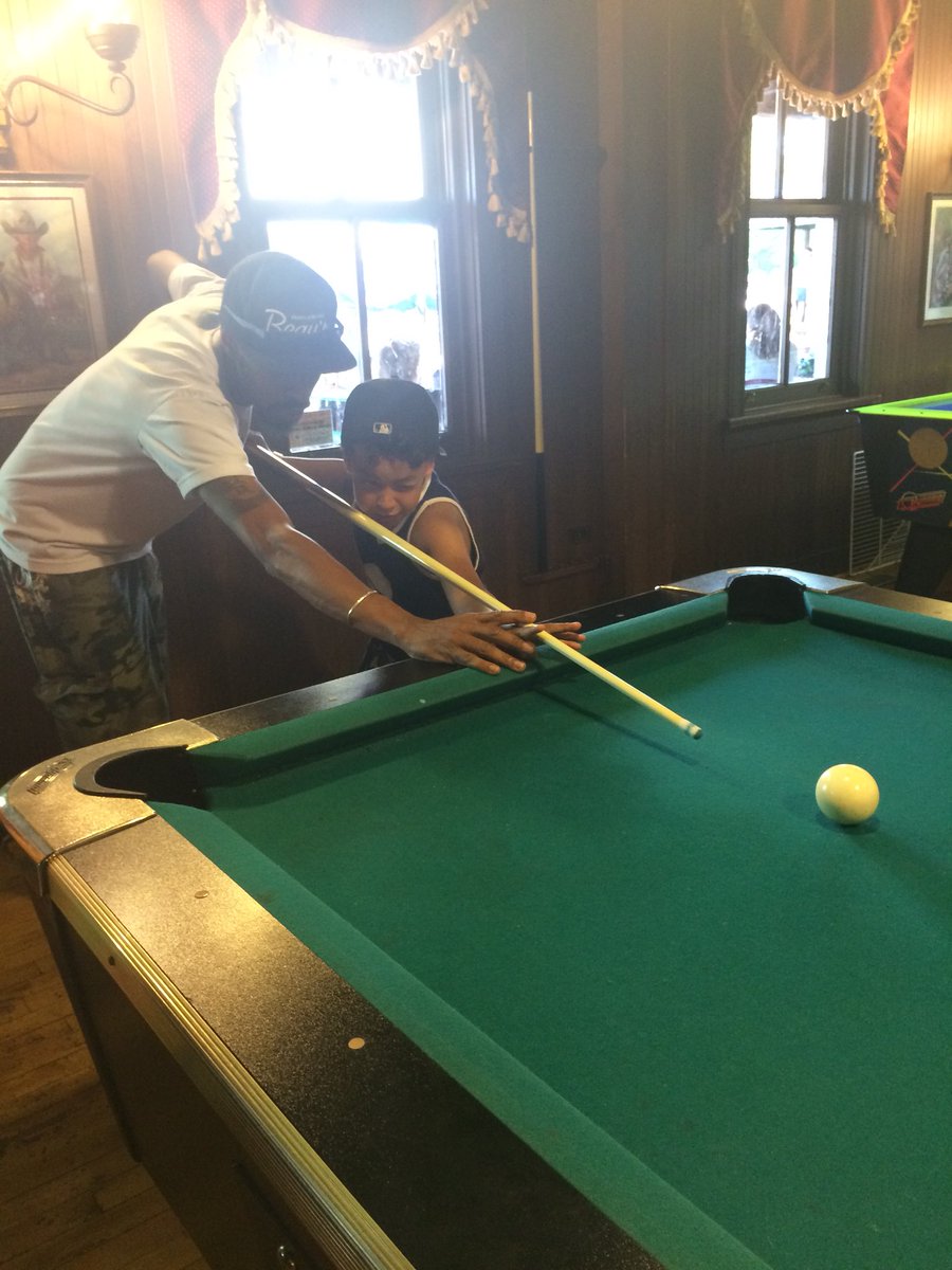 KevinCoker1's tweet image. Isaac conquered the #Monstre #Ednor &amp;amp; the #SuperManege @LaRondeSixFlag this weekend 😲 &amp;amp; also found out he seems to have a thing for 🎱  #LastHorahBeforeSchool #longweekendvibes Let’s do it again #Vereydens 🎢