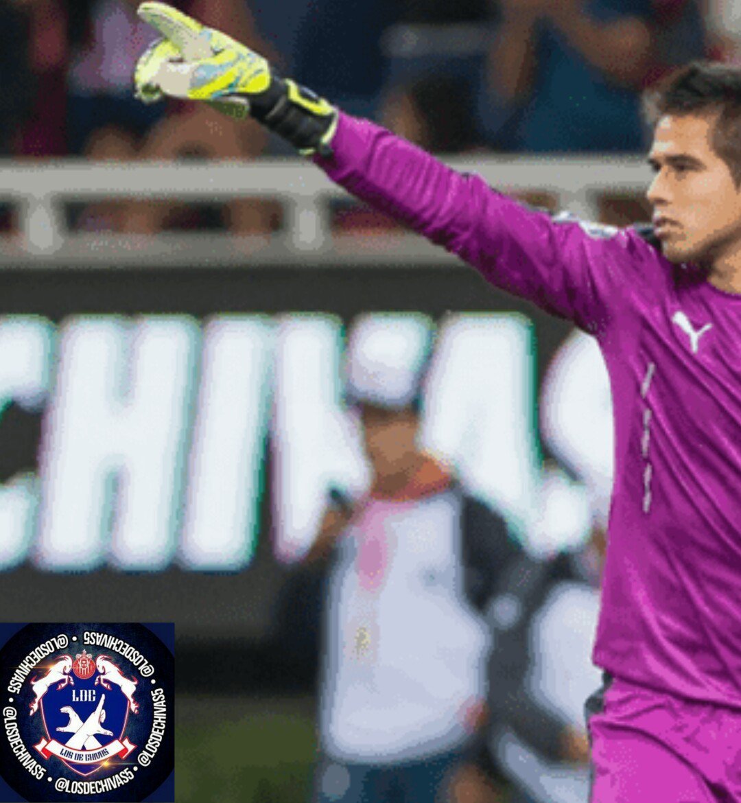 LosDeChivas5's tweet image. En el encuentro de ayer @MigueJimnz90 cometió un error al tratar  d atajar, el cual costó el segundo tanto a @chivas.
Después cada vez q tocaba el balón se le abucheaba.
Crees q sea merecido el trato q se le dió?

Responde, es importante tu opinión.
💗 MG Si
🔃 RT No
Te leemos.