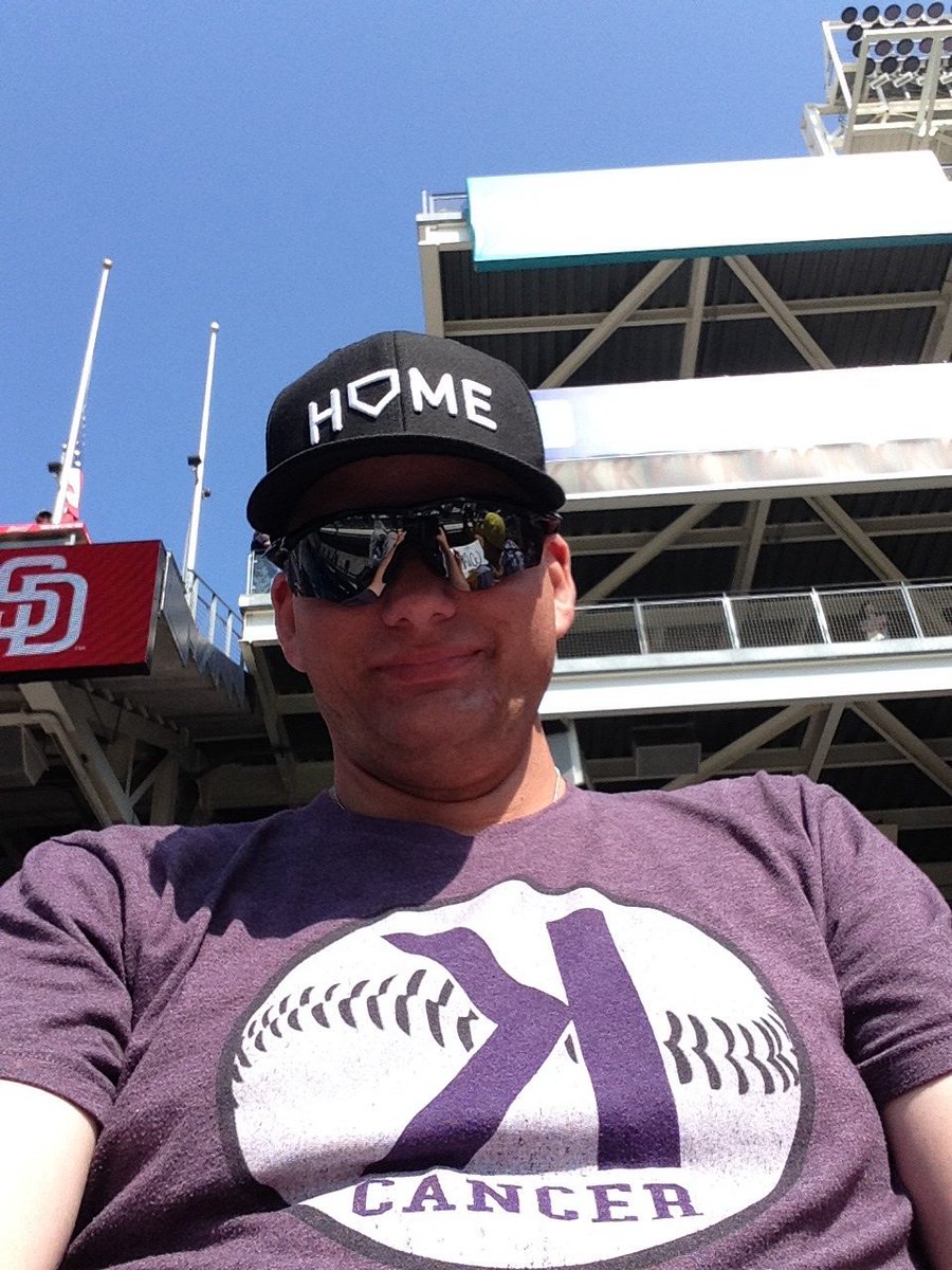 SeattleCoffey's tweet photo. @108Stitches @MotteFoundation @cbettis35 @JMotte30 The Coffey's out here in Right Field #KCancer #KCancer18 #TogetherForBettis https://t.co/I2HMZ8Ksvo