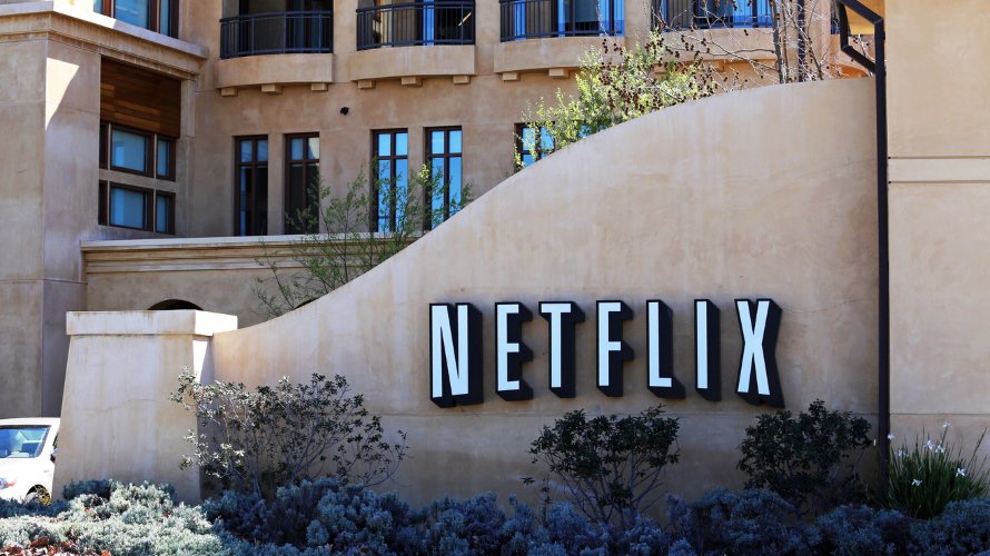 webplementation's tweet image. The internet is full of inspiration when it comes to business development and growing your company. Netflix is a great example. See how their social media techniques are something you can learn from: bit.ly/2LF3QLL