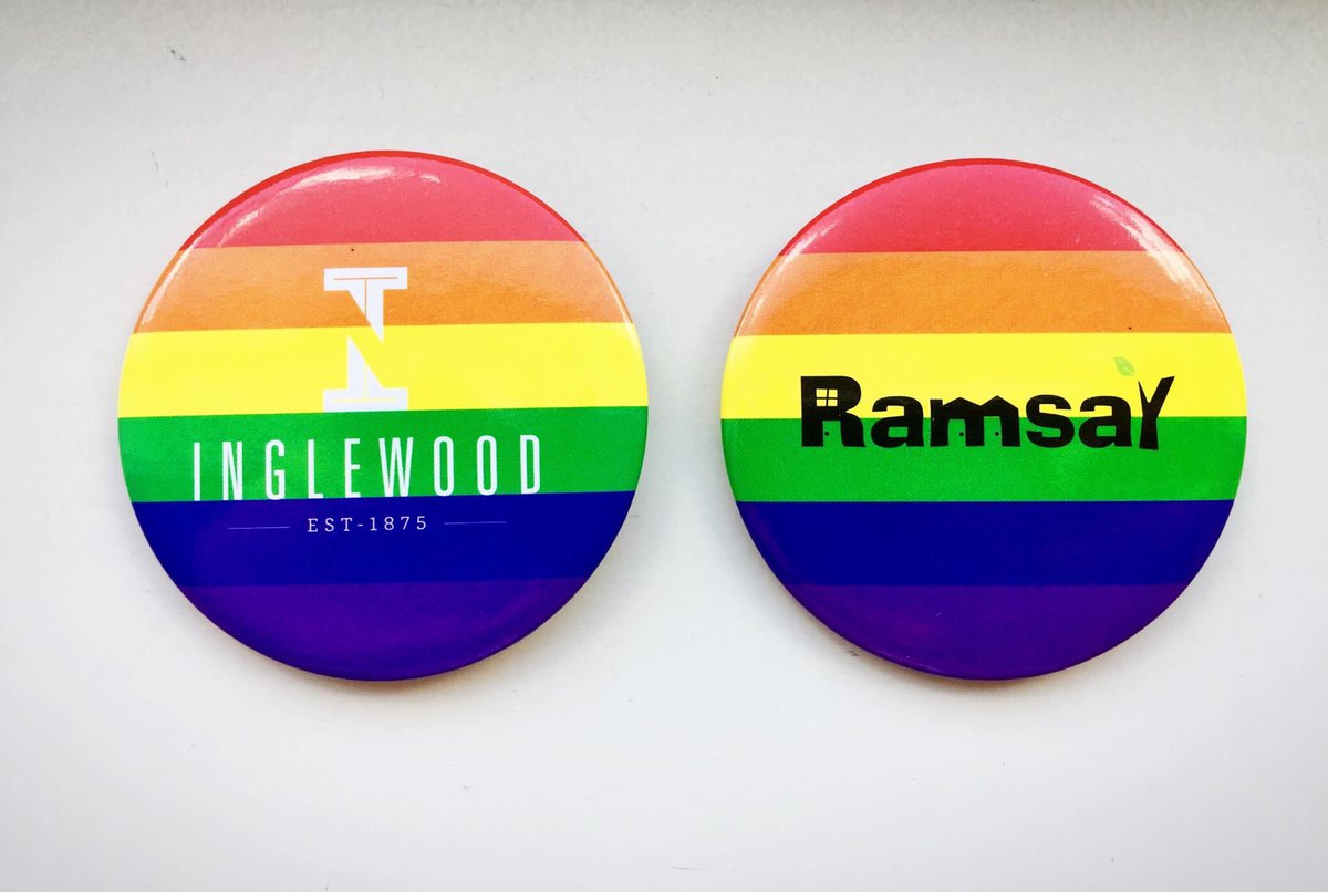 Erin🦛 tweet media