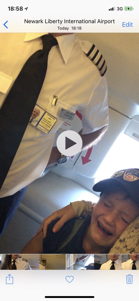 SimonNoakes's tweet photo. Just a couple of frames of video! Yeah great job @British_airways. Making a six year old cry his eyes out - and a distraught mother with no choices. Just so a few passengers could have their meal with nuts on night flight when most sleep! Poor handling #AnotherDelta @alex_cruz https://t.co/6qQvQzuIF2