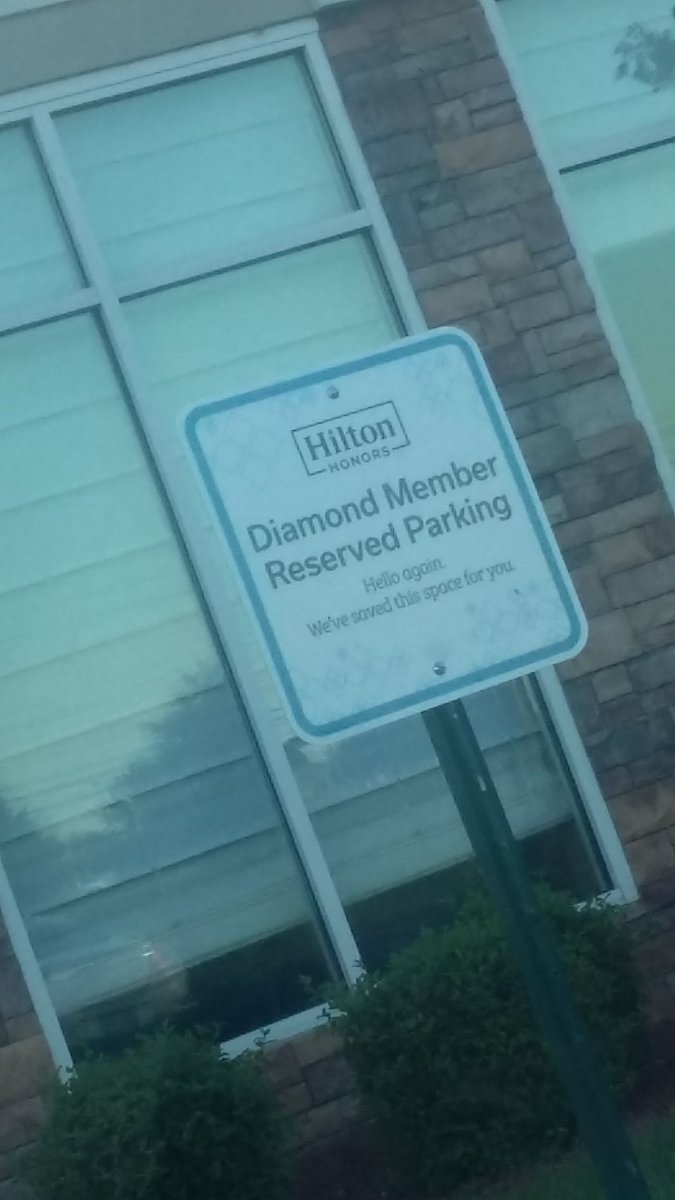 ||☆ I just pulled into the hotel and seen this next to me. Im... I don't know how to feel.