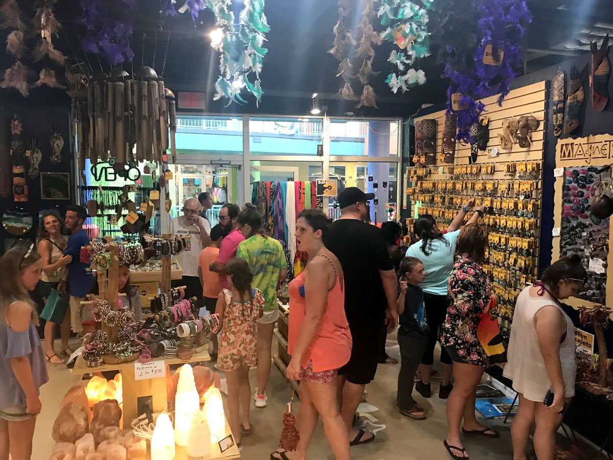 brikabrakstore's tweet photo. Summer is almost over!!! Stop by this weekend and mention this post to get 10% off!! #BrikaBrakStore https://t.co/AgdfXUpYET