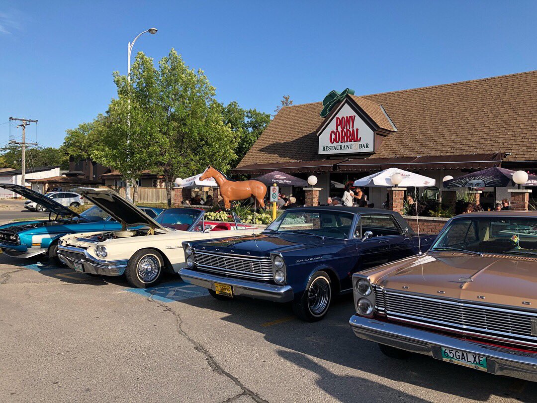 PonyCorral's tweet photo. Sunday Night Cruise hosts Fab 50's Ford Club of MB at #ponycorralgrant 🏁#fordclub #winnipeg #mbcars #carlovers #carshow #sundaynightcruise #classiccars #wpgcars #gowpggo #tourismwinnipeg #wearewinnipeg #fab50 #ford #coorslight #cocacola https://t.co/80GlyZCglH