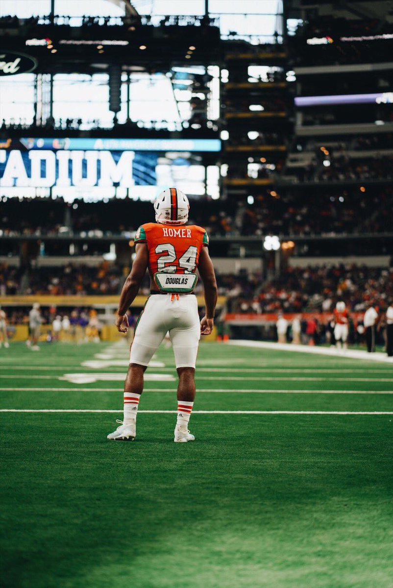 We Ready. <a href="/CanesFootball/">Miami Hurricanes Football</a> <a href="/LSUfootball/">LSU Football</a> #PowerTowels